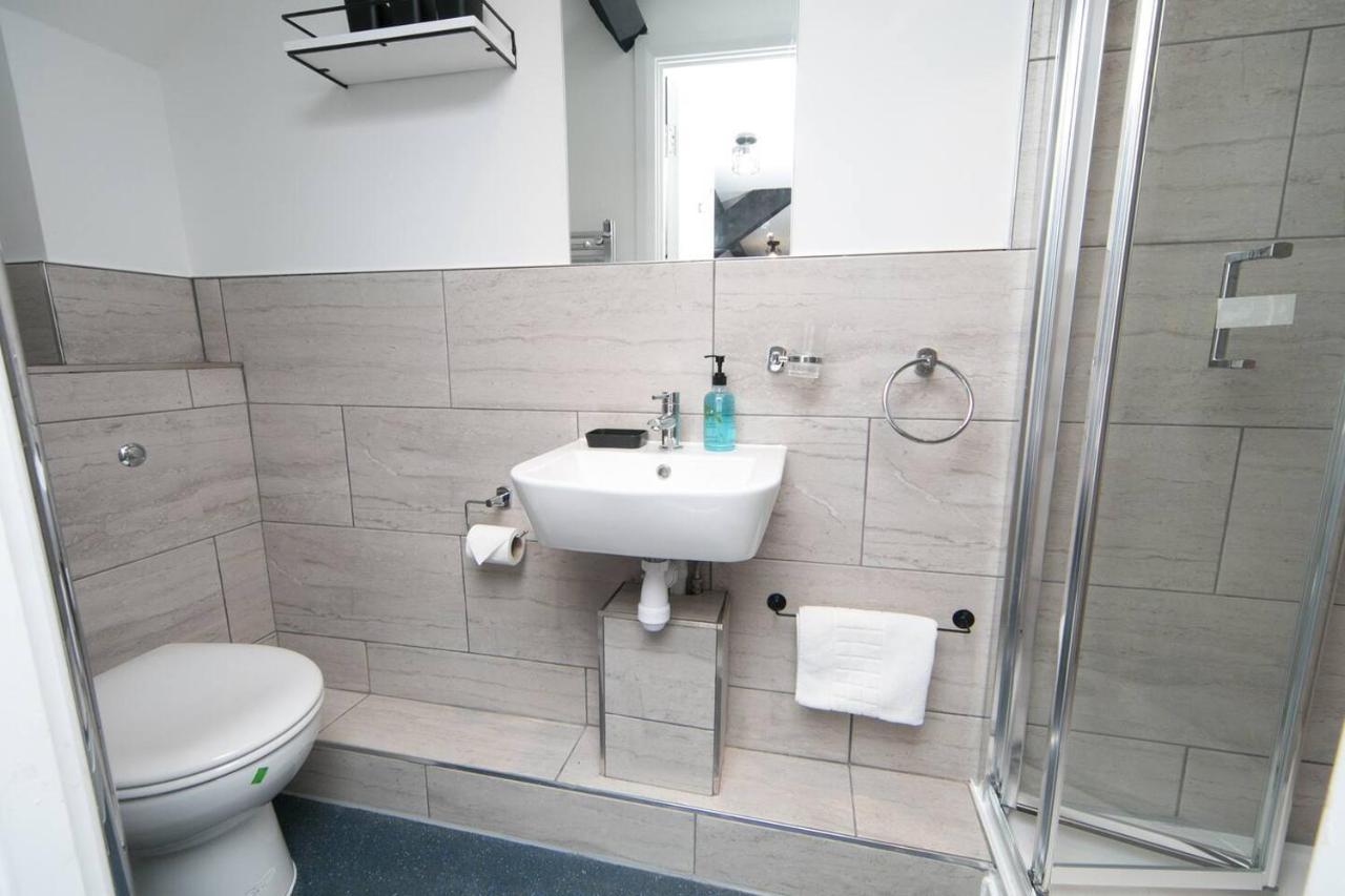 Llanddona Pass The Keys Modern En-Suite Room In Country Pubrestaurant 2 מראה חיצוני תמונה